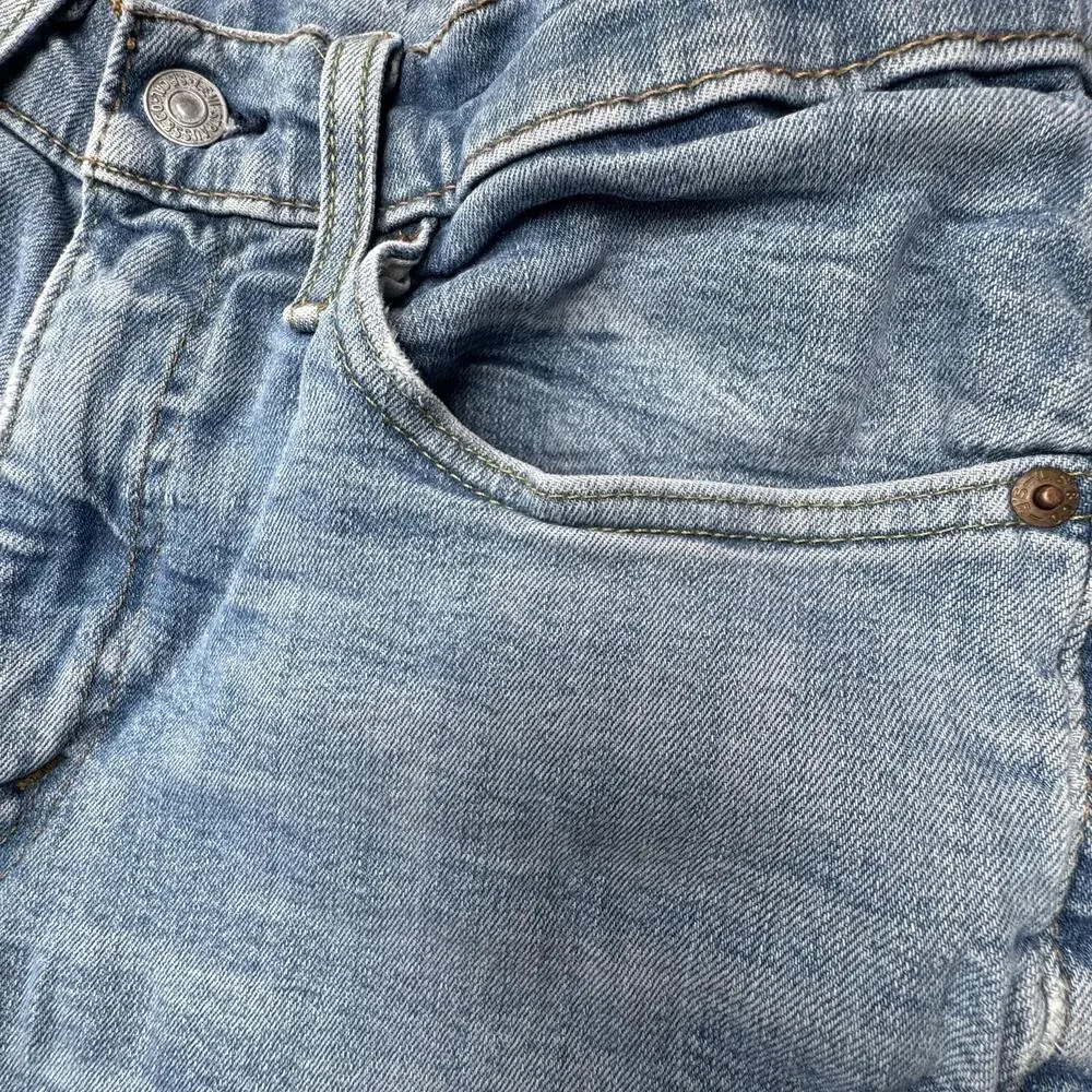 Levi's 514 Jeans Mens 32x30 Blue Ripped Distressed Straight Leg Denim Pants